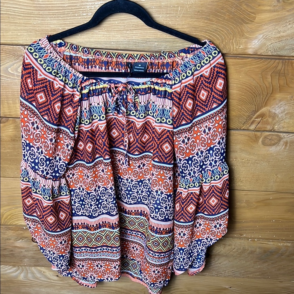 New Directions Women’s Bohemian Patterned Long Bell Sleeve‎ Top Md Lightweight